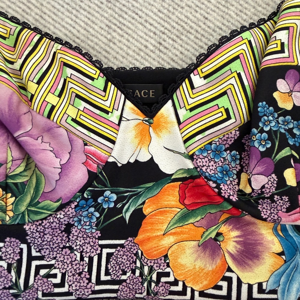 Gorgeous Versace Bralette - Picture 2 of 6